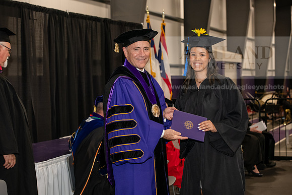 009SPGraduate0523ALW_3301