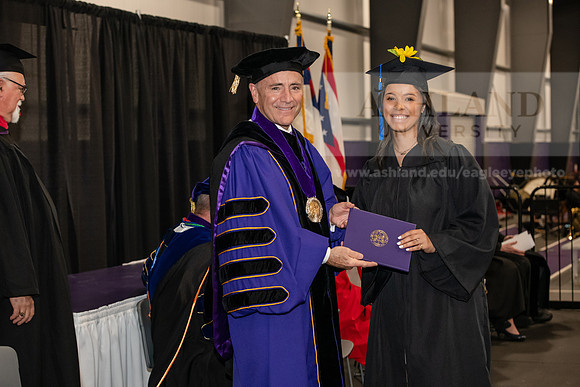 008SPGraduate0523ALW_3300
