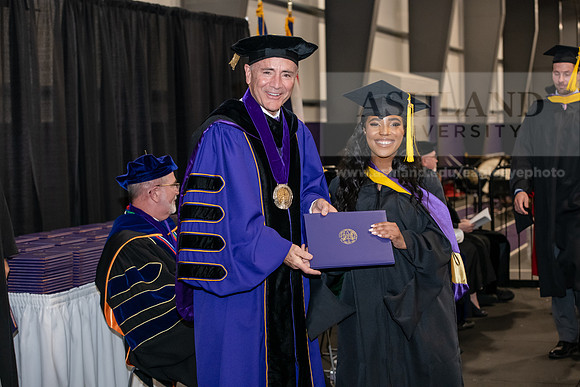 007SPGraduate0523ALW_2413