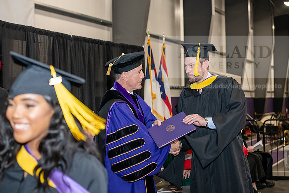011SPGraduate0523ALW_2415