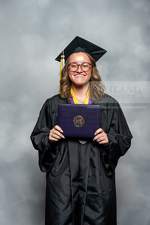 057SpGradBachelorSciEducation0525AU-Graduation-2025-Andrew-1174