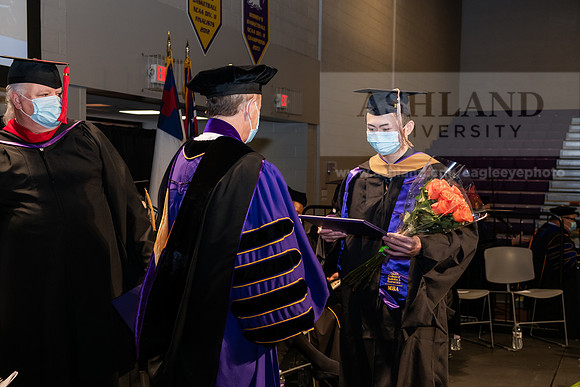 028MasterBusinessWiGrad1221ALW_6700