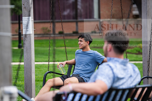 152SpringCampusLife0425AWB_0215