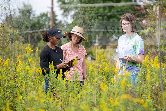 BioEcology_StofferPerserve0923AWB_3908