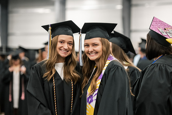 SpGradPreCeremony0525AWB_2336