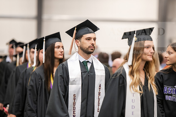 134SpGradProcessional0525AWB_2409
