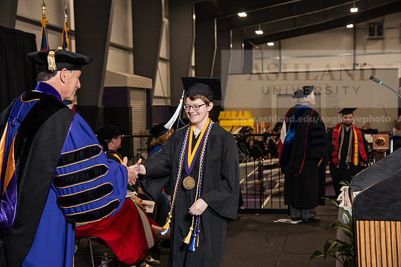 154SpGradBachelorArts0524TR_DSC_5279