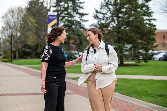 FacultyStudentEngagement0426AWB_7553