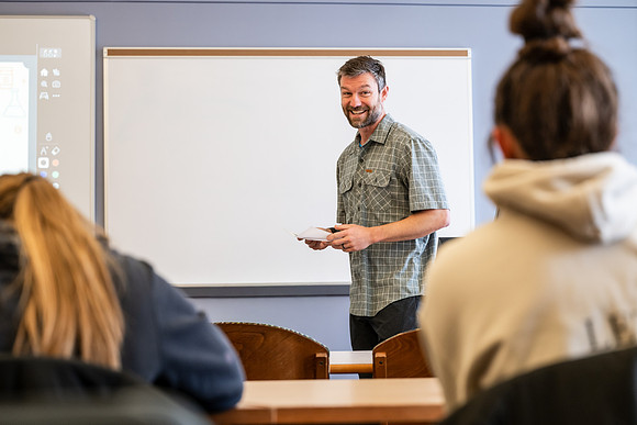 PsychologyClassChartier0226AWB_6735
