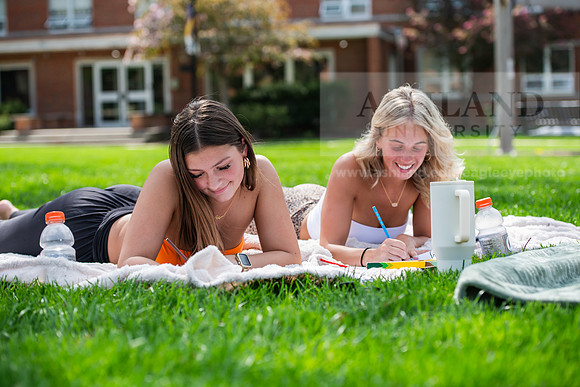 013SpringCampusLife0425AWB_9598