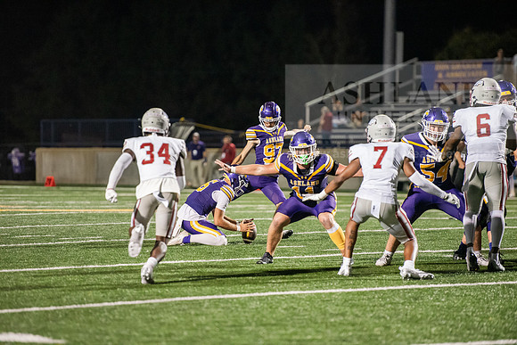 AUvIUPFootball0924ALW_8471