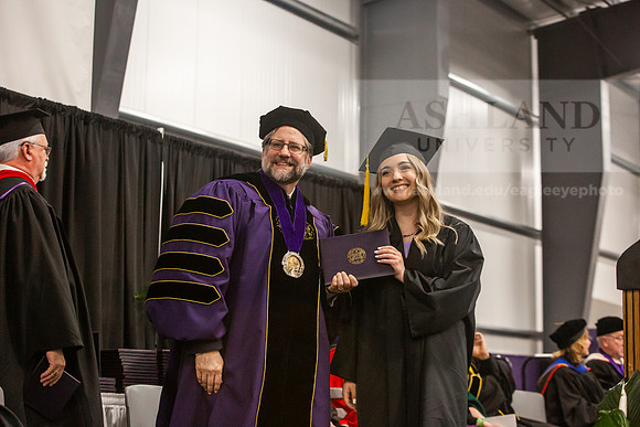 081SpGradBachelorScience0525JH6Q8B9106