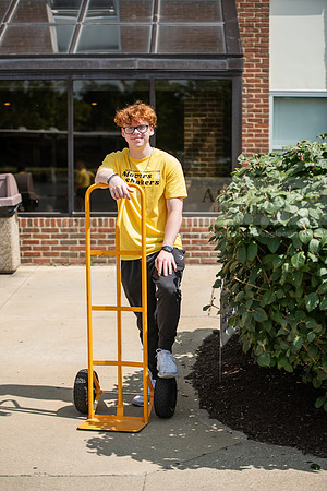 MoveInDay0824AWB_0357