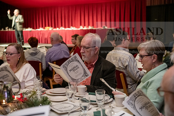 MadrigalFeaste1124AWB_2938