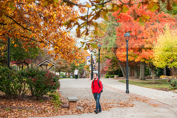 FallCampusLife1024AWB_8906