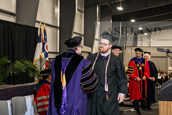 001SPGradBachelorScience0525AWB_3776