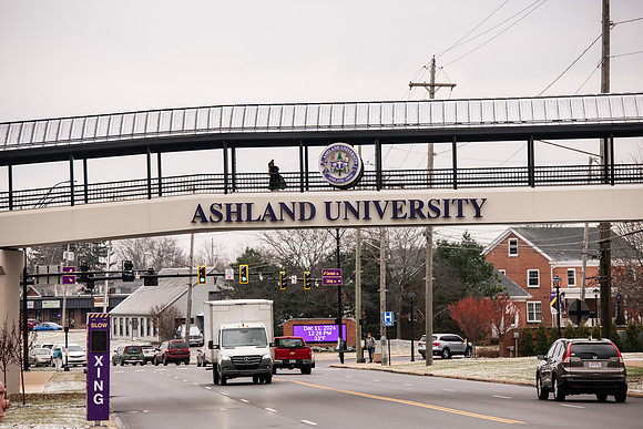 CampusLife1224AWB_5547