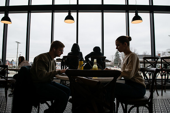CampusLife1224AWB_5575