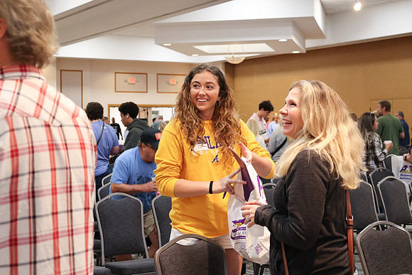AU PREVIEW DAY-26