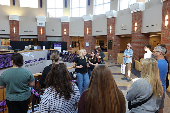 AU PREVIEW DAY-05