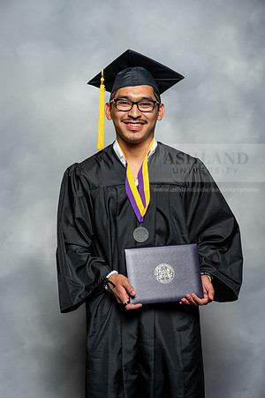 009SpGradBachelorScience0525AU-Graduation-2025-Andrew-0785