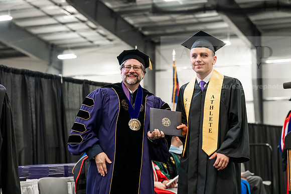 023GradBachelorArts0526AE3_7195