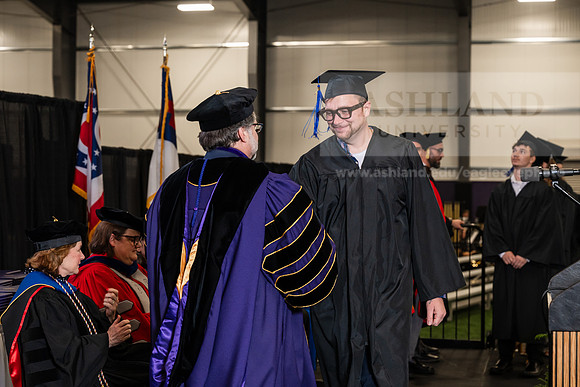 030GradAssociateArts0526AWB_1157