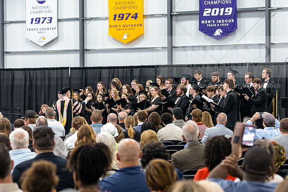 054GraduationCeremony0526JK452A2542