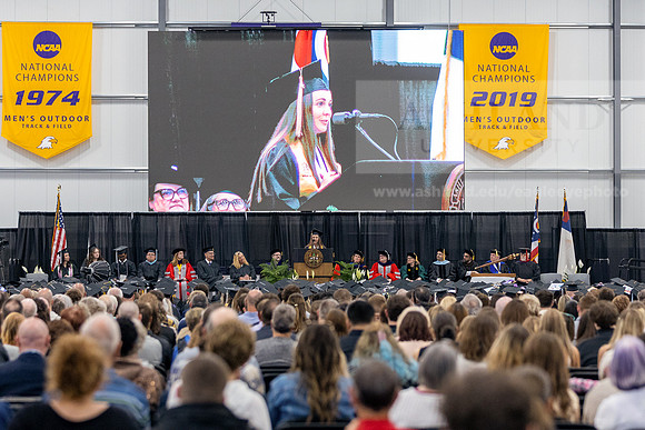 185GraduationCeremony0526JK452A2587