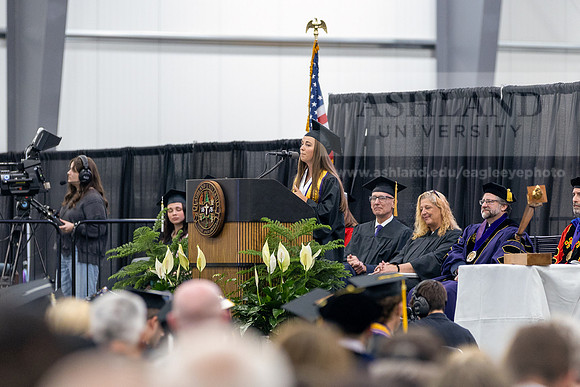 201GraduationCeremony0526JK452A2592