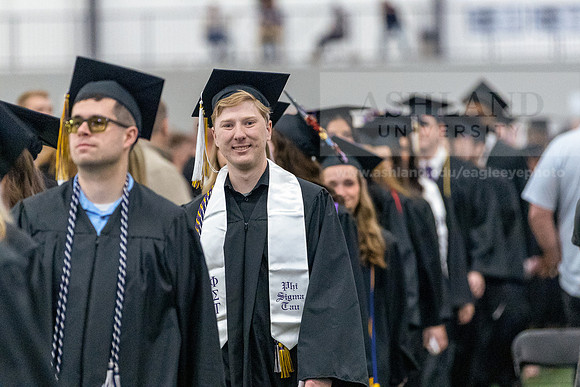 008GraduationProcessional0526JK452A2417