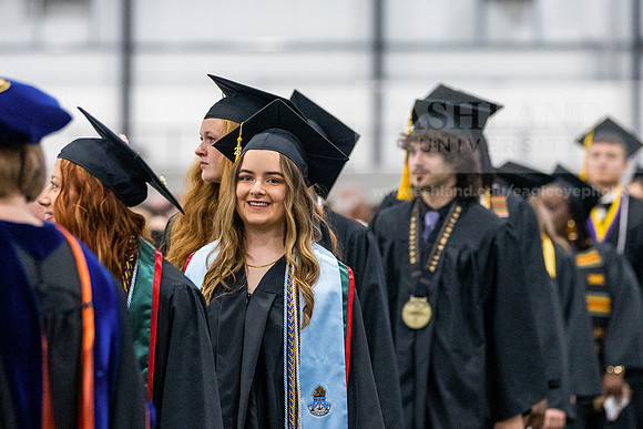 017GraduationProcessional0526JK452A2440