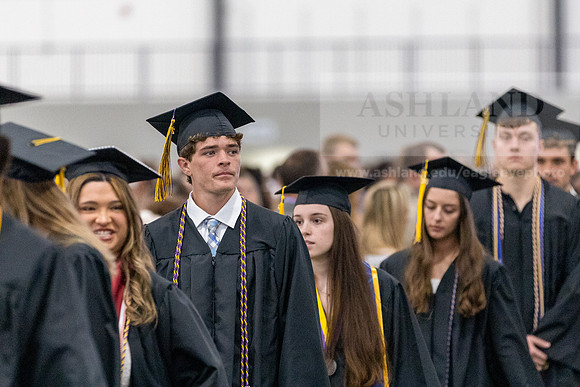019GraduationProcessional0526JK452A2443