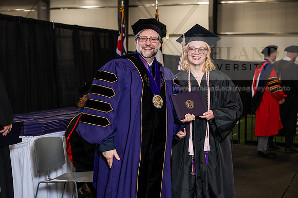 005GradBachelorMusic0526AWB_1595