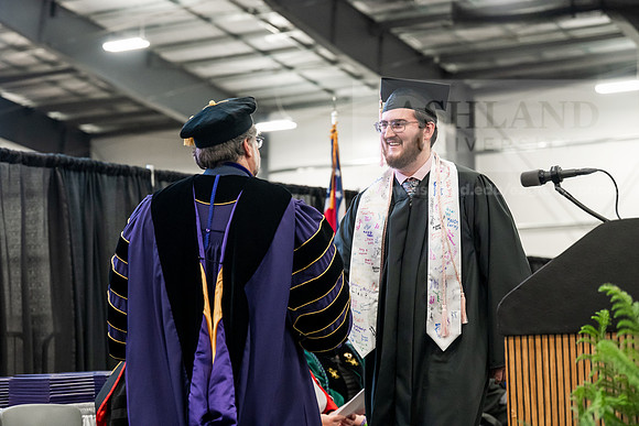008GradBachelorMusic0526AE3_7513