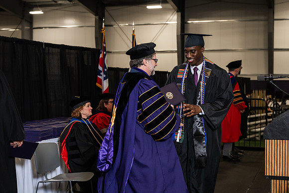 002GradBachelorScience0526AWB_1601
