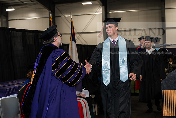 013GradBachelorBusinessAdmin0526AWB_2083