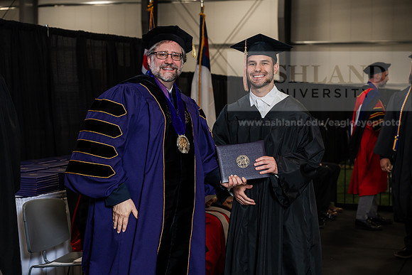 022GradBachelorBusinessAdmin0526AWB_2090