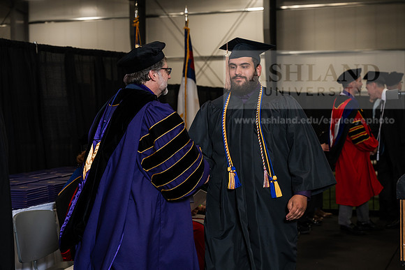 025GradBachelorBusinessAdmin0526AWB_2093