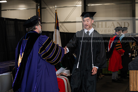 031GradBachelorBusinessAdmin0526AWB_2098
