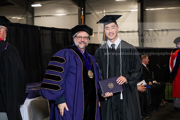 034GradBachelorBusinessAdmin0526AWB_2100