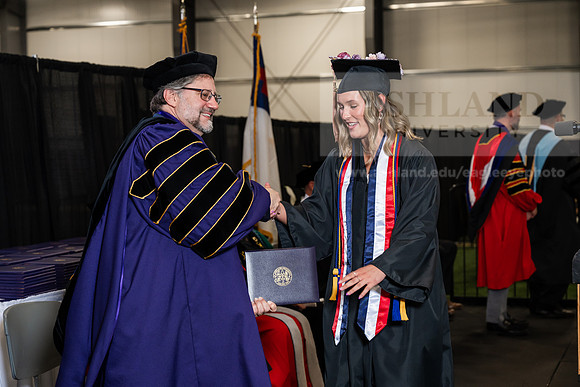 044GradBachelorBusinessAdmin0526AWB_2108