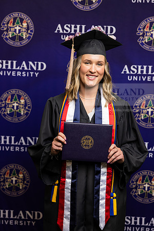 047GradBachelorBusinessAdmin0526CCP10481