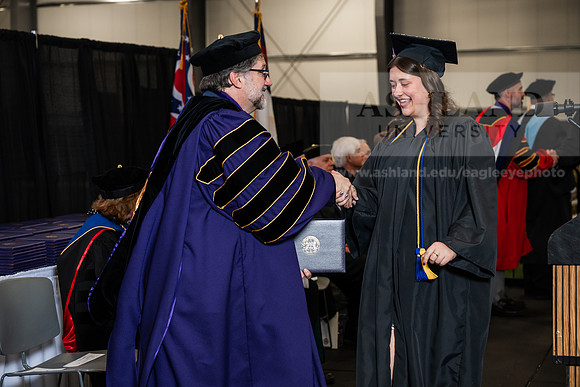 088GradBachelorBusinessAdmin0526AWB_2147