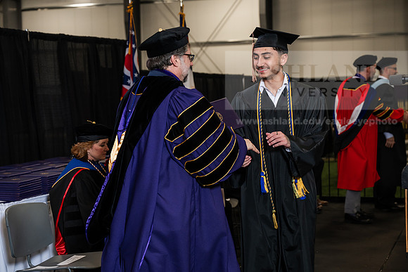105GradBachelorBusinessAdmin0526AWB_2161