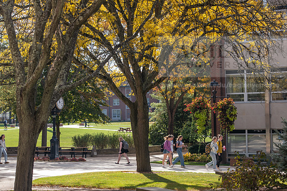FallCampusLife1024AWB_5554