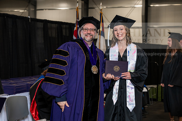 017GradBachelorScienceEducation0526AWB_2522