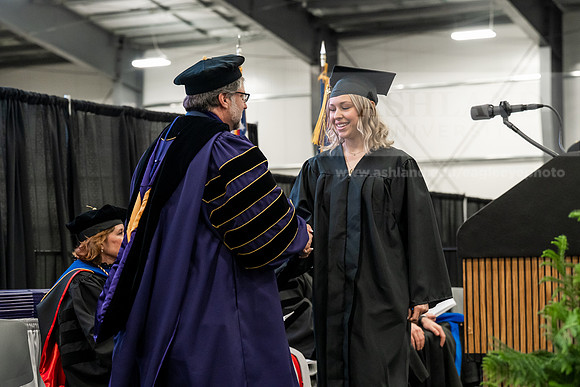 040GradBachelorScienceEducation0526AE3_8135