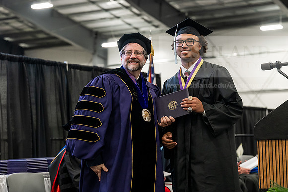 056GradBachelorScienceEducation0526AE3_8147