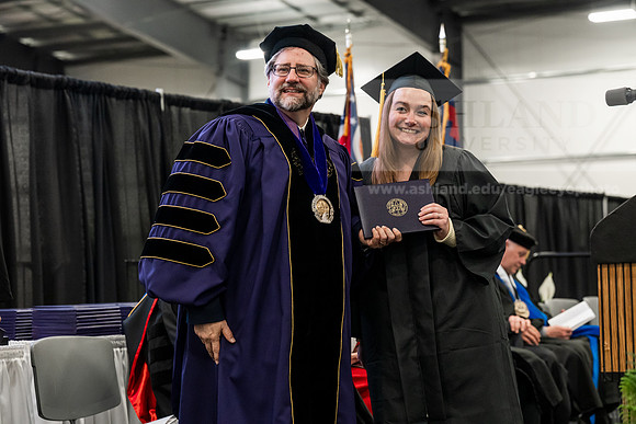 062GradBachelorScienceEducation0526AE3_8151